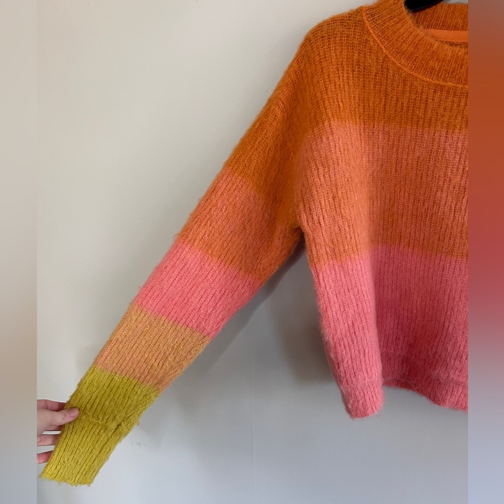 FREE PEOPLE Autumn Sky Pullover Sweater Fluffy Stripe Slouchy Boho Preppy Size S - Picture 4 of 9